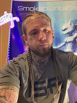 Smokebluntafterblunt webcam