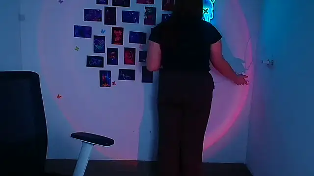 Kitty_Mia_Kitty webcam