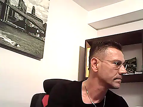 mastercharisma35 webcam