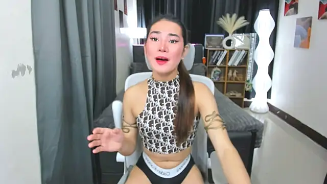 hotjessieempress webcam