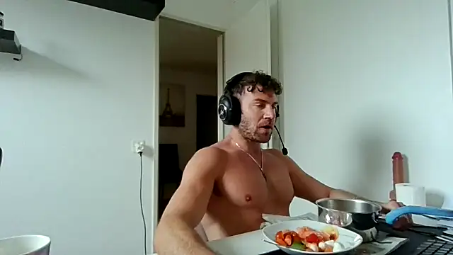 alpha-hunk - Alpha-hunk's free webcam - UK Sex Cams