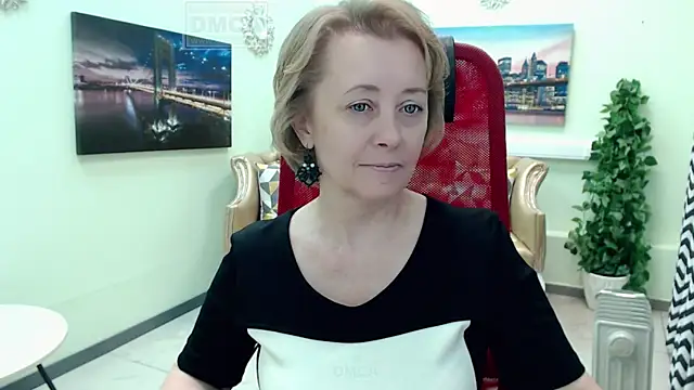 mona_w - MONA_W's free webcam - UK Sex Cams