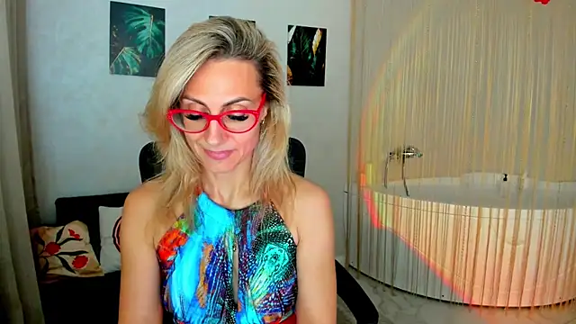 museofstage (F milf) - erotic dance