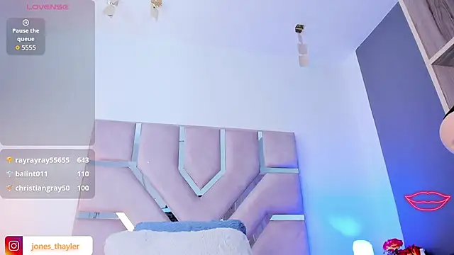 Thayler_jones webcam