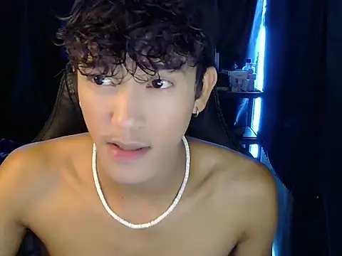 hugekenbigcock webcam