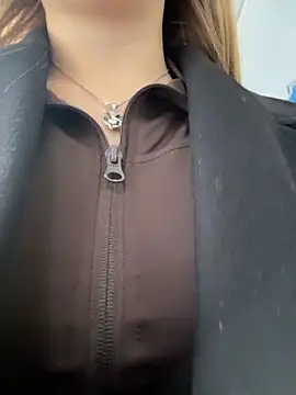 Liza_risky's live cam