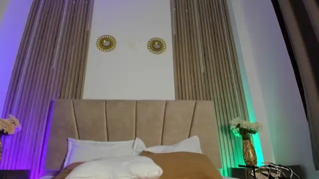 Victoria_Beaumont webcam