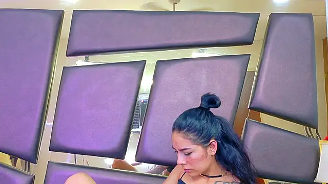 NicoleEsposito webcam