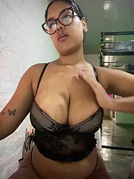 Kittybrown18 webcam