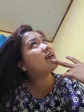 Polished_Princess webcam