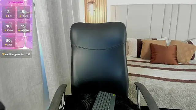 Victoria_Rosee webcam