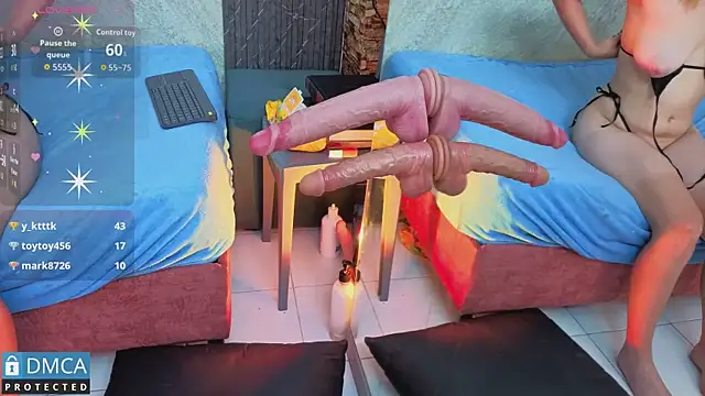 nena_cupcake_ webcam