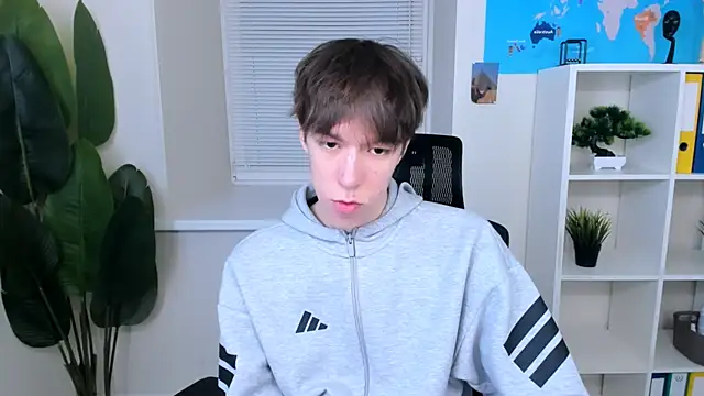 markbranston (M twink) - I am in boxers