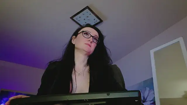lara_heaven webcam