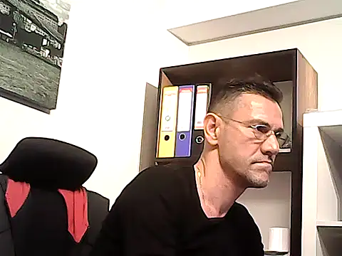 mastercharisma35 webcam