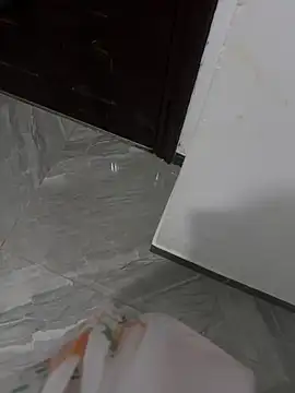 美女yingzi003在线直播