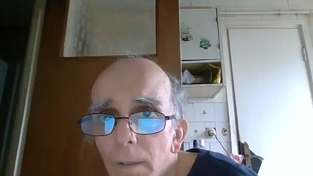 mariusica1@xh webcam