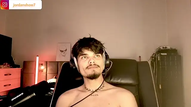 JordanShow webcam