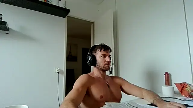 alpha-hunk webcam