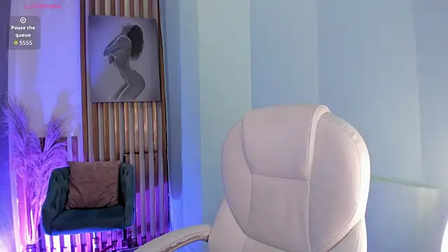 PauliinaBelle_ webcam