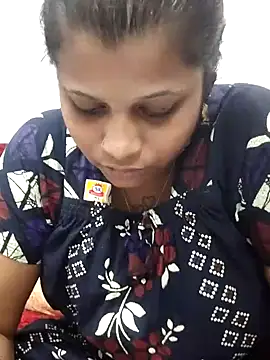 sweetqueen143 webcam