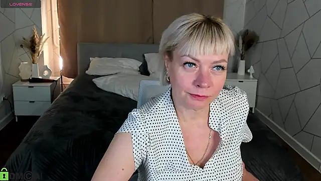 Ann_Annise webcam
