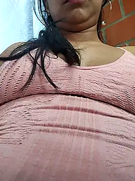 AngelicaStorms webcam