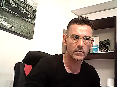 mastercharisma35 webcam