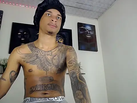 Tatoo_Noah webcam