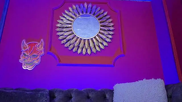 Julieta_Russell webcam