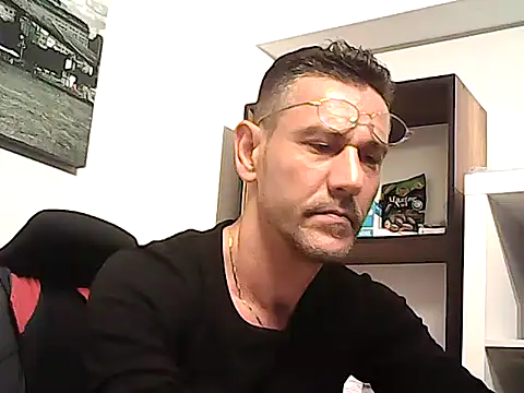 mastercharisma35 live sex cam