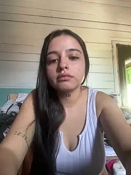 Webcam Model (vainillasuave)  is live.Free join now!