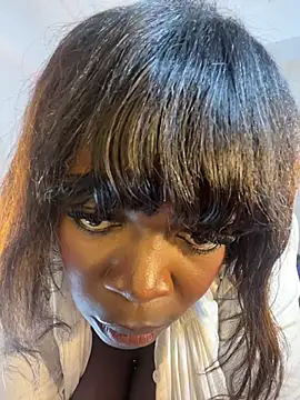 Webcam Model (karinacortes)  is live.Free join now!