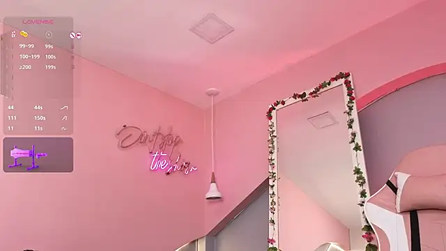 AllisonRoberts_ webcam