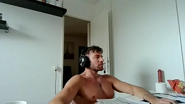 alpha-hunk webcam
