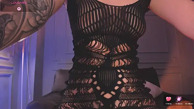 ViolettHansson webcam