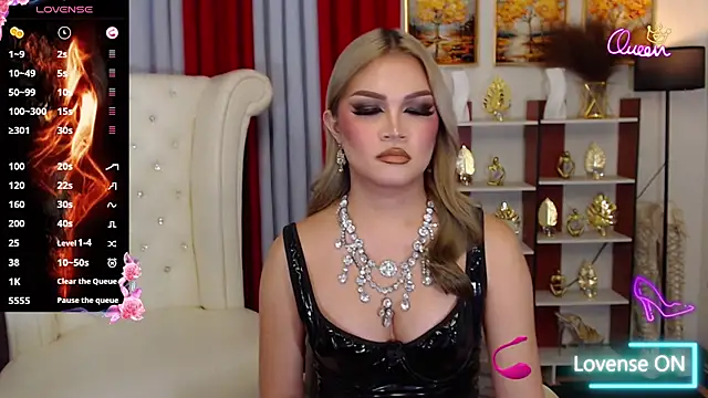 PrettyCockAthena webcam