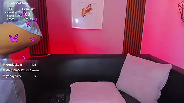 Nahiajhonson_ webcam