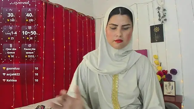 AishaAmin_ webcam