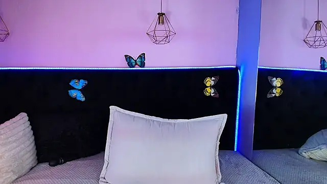 Anastasia_Whitee webcam