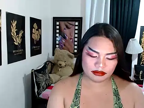 TSbrianaHugeCock webcam