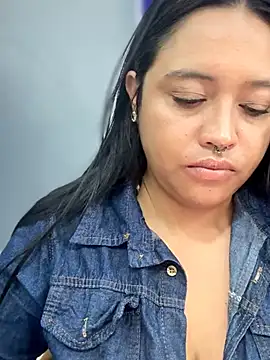 _Mia-Safety_Inspector webcam