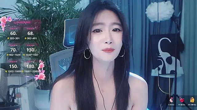 美女feifei-love在线直播