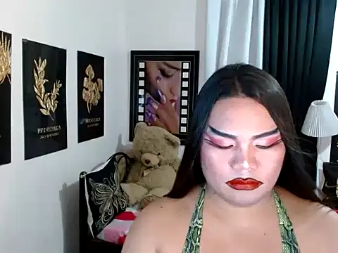 TSbrianaHugeCock webcam