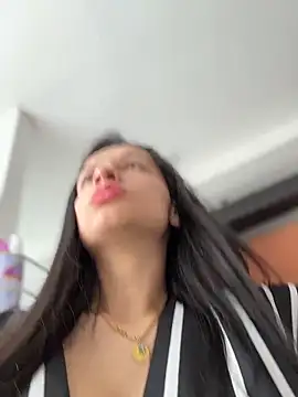 Soy_Sara7 Live Webcam on Stripchat