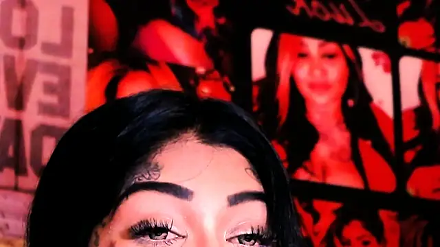 indian_dreamgirl webcam