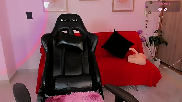 aleja_montiel__ webcam