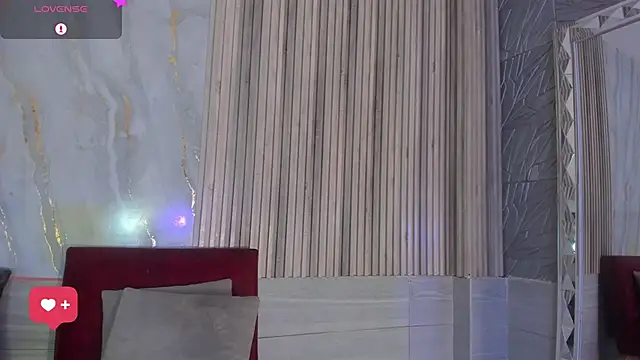 BriannaChelsea webcam