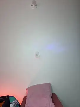 charlottekiss99 webcam