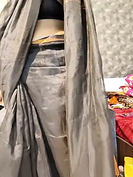 Webcam Model (Poly_bhabi)  is live.Free join now!